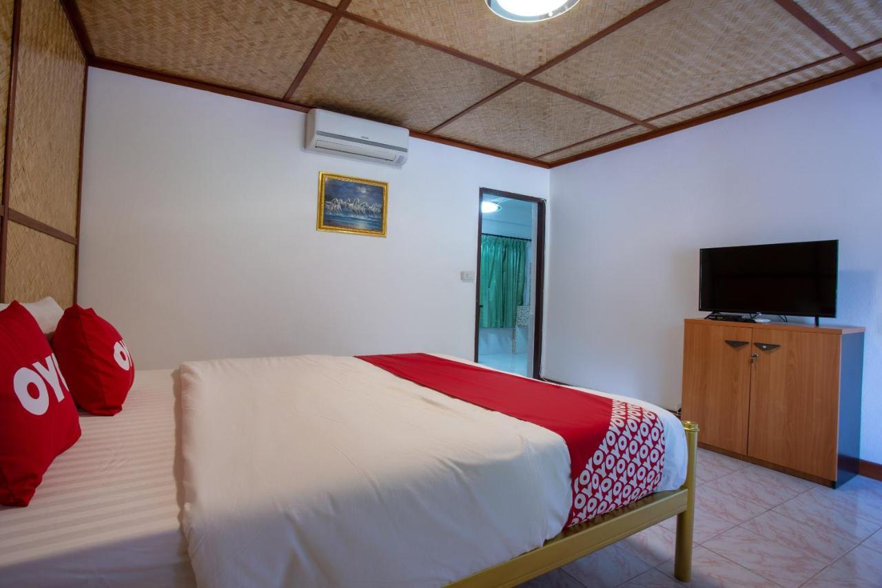Oyo 909 Guiding Star Resort Chiang Mai Luaran gambar