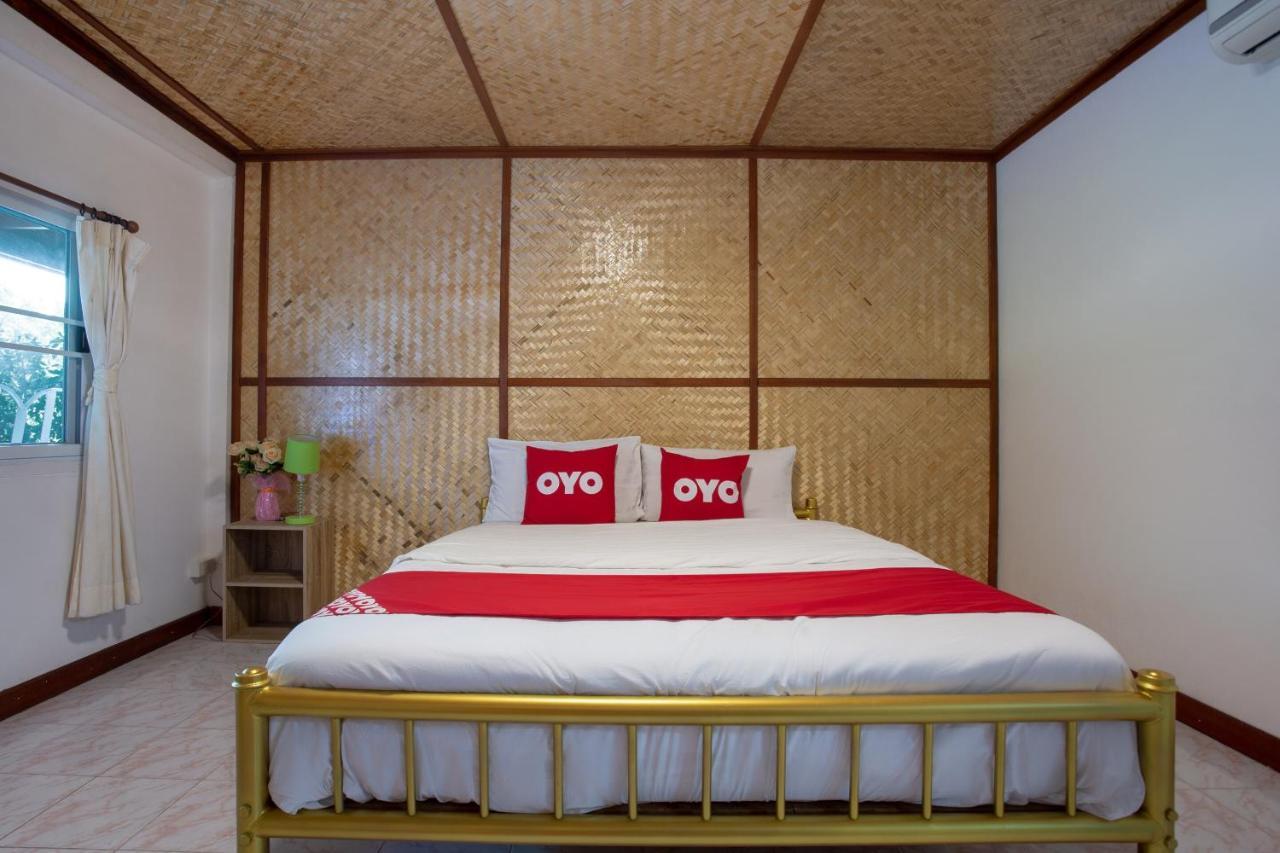 Oyo 909 Guiding Star Resort Chiang Mai Luaran gambar