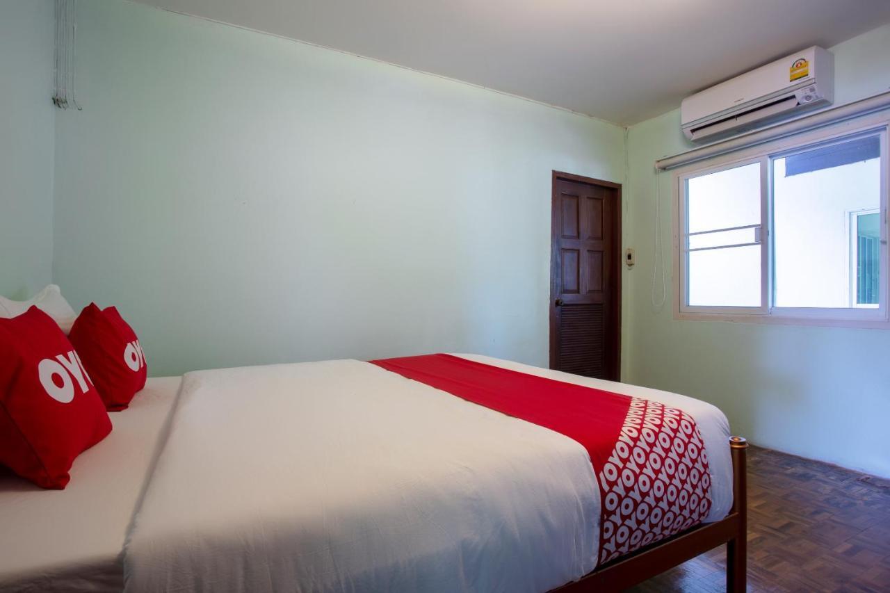 Oyo 909 Guiding Star Resort Chiang Mai Luaran gambar