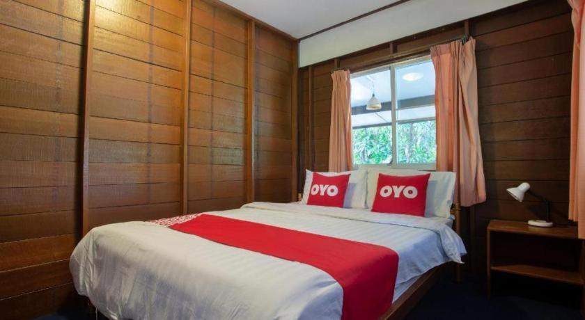 Oyo 909 Guiding Star Resort Chiang Mai Luaran gambar