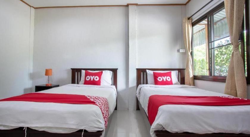 Oyo 909 Guiding Star Resort Chiang Mai Luaran gambar