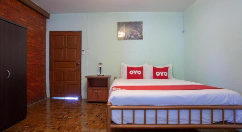 Oyo 909 Guiding Star Resort Chiang Mai Luaran gambar