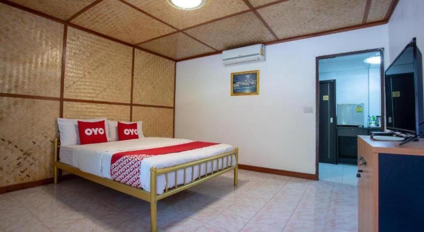 Oyo 909 Guiding Star Resort Chiang Mai Luaran gambar