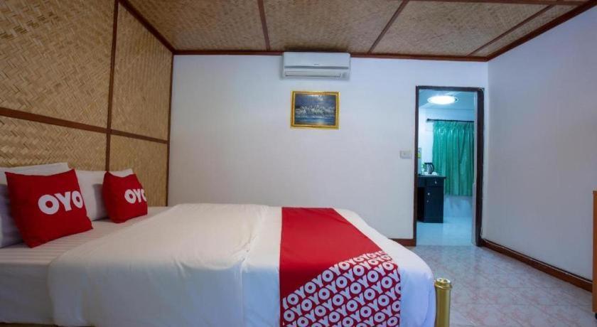 Oyo 909 Guiding Star Resort Chiang Mai Luaran gambar